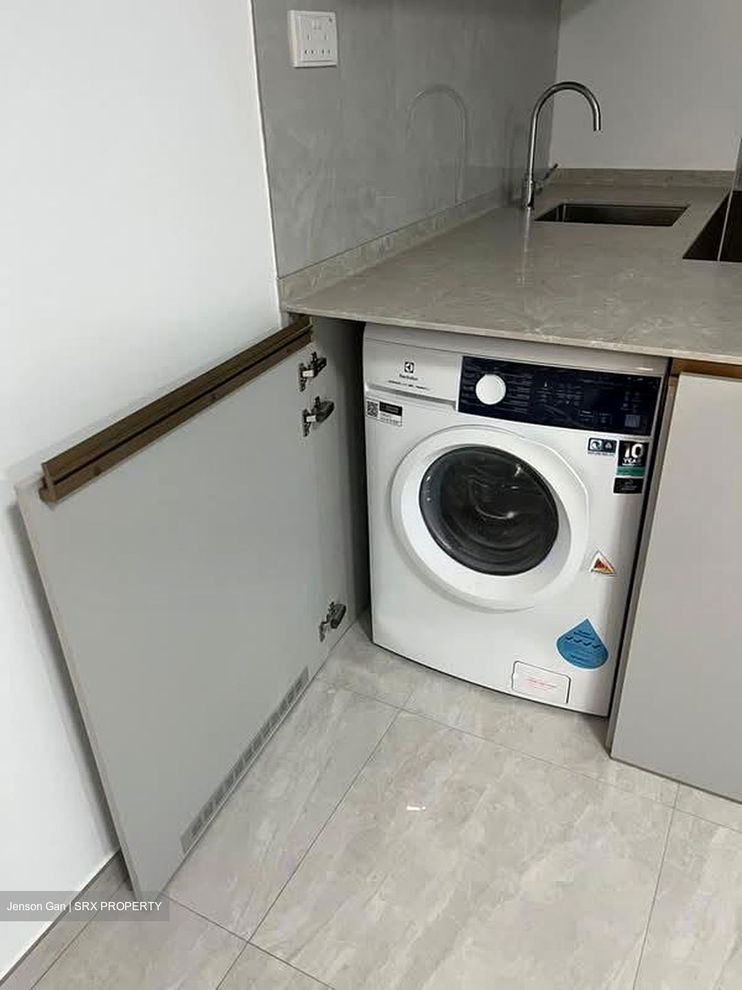 The Florence Residences (D19), Apartment #573124351